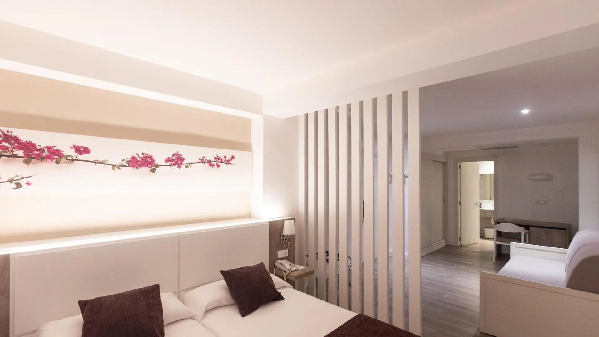 ****  Hotel Brisa Marina (Adults Only) S'Illot  Espagne